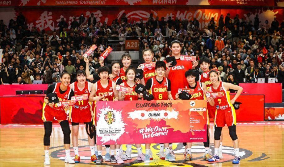 半岛体育-仅3分！中国女篮险遭捷克逆转揪出罪魁祸首，王思雨第3次为她出头